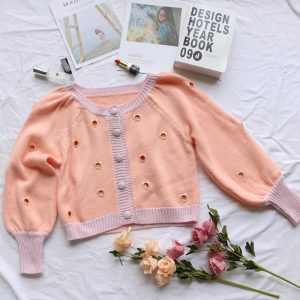 New Autumn Women Clothing Hollowed Heart Shape Pleated Color Matching Rib Short Knitted Coat Sweater Cardigan - Pink - Large