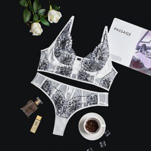 2021  New Fashion Lace Contrast-Color Embroidered Lace Outerwear Top Underwear Set - Black and white - Large