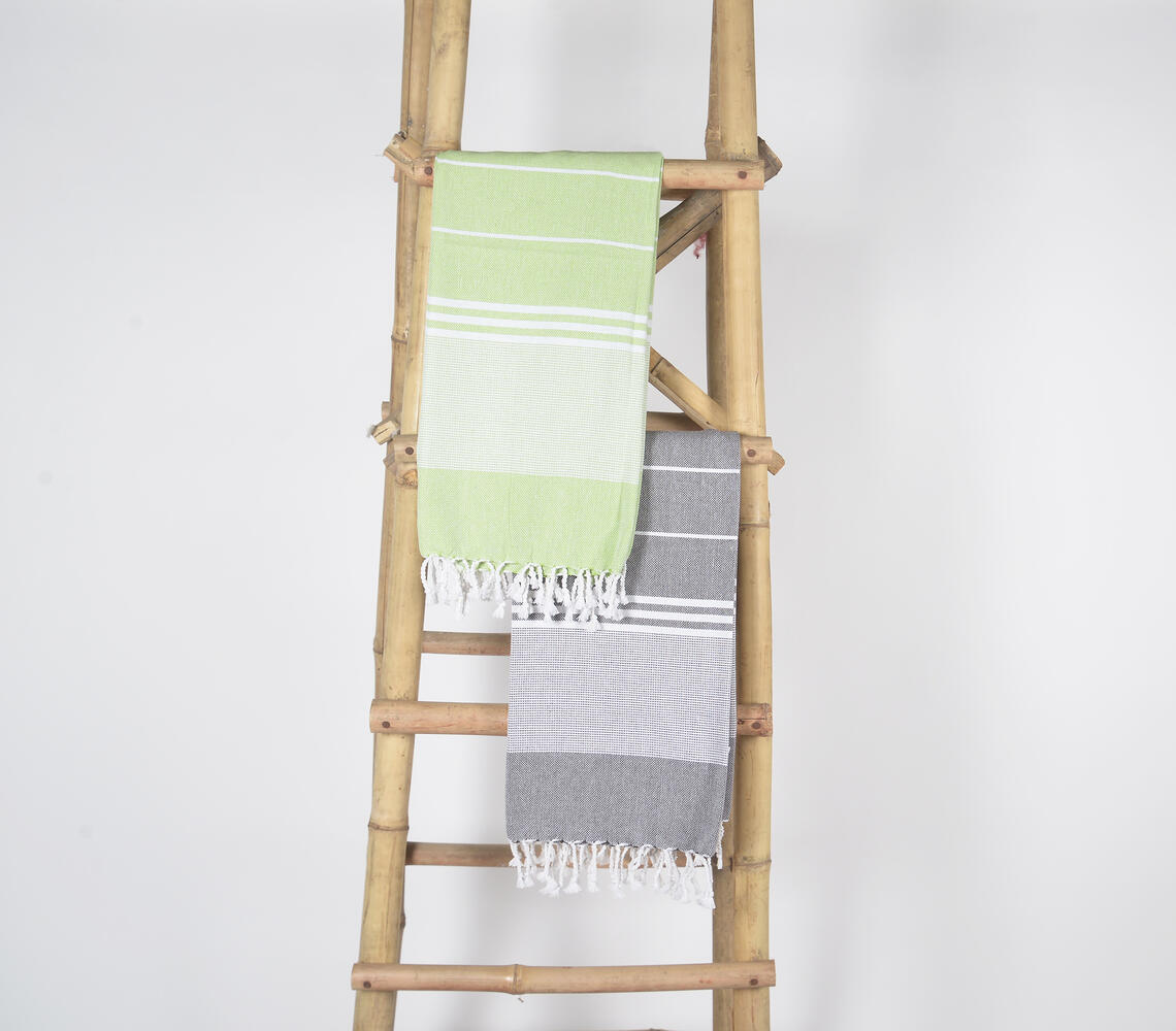 Handwoven Cotton striped Green & Ash Bath Towels (Set Of 2) - Multicolor - VAQL101011114717