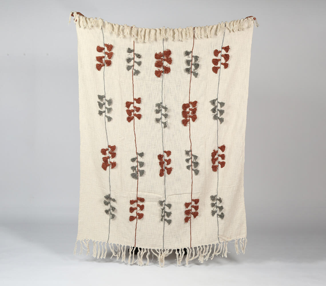 Embroidered Throw with Contrast Tassels - White - VAQL10101157022
