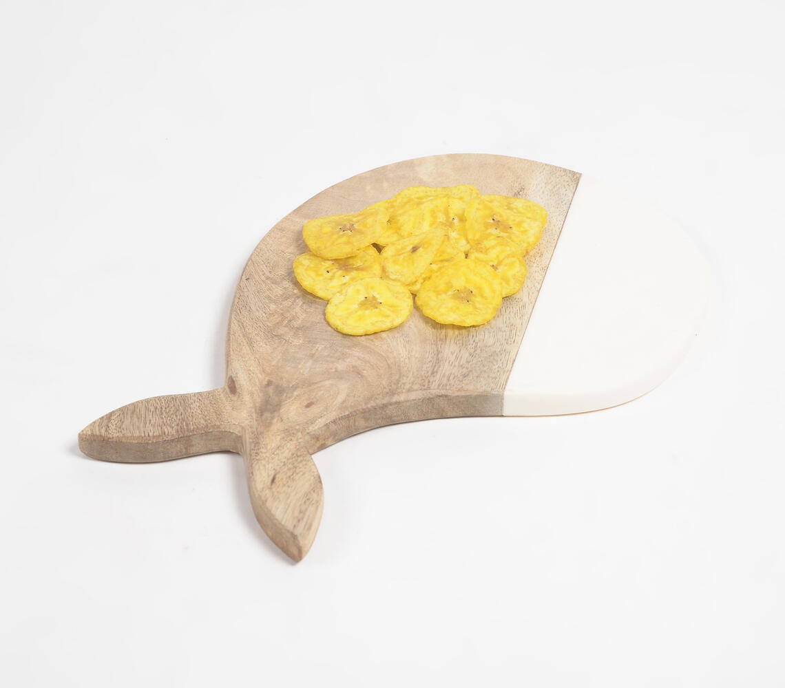 Hand Cut Mango Wood & Resin Whale Chopping Board - Natural - VAQL101014111820