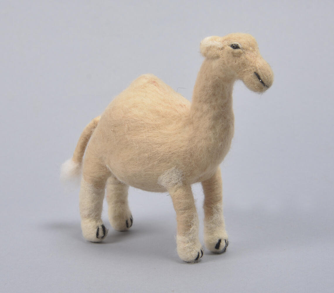 Handmade Felt Cotton Camel Toy - Yellow - VAQL101016104643